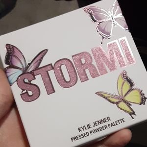 Kylie Jenner Stormi Palette